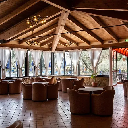 Paradiso 4* Passignano sul Trasimeno