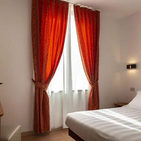 Paradiso Hotel Passignano sul Trasimeno