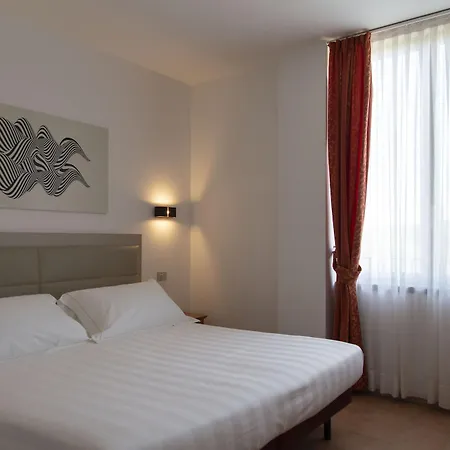 Otel Paradiso