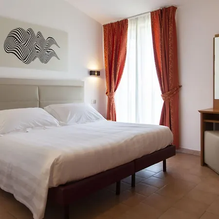 Paradiso Hotel Passignano sul Trasimeno