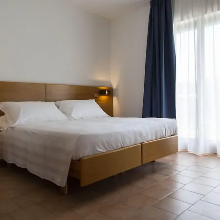 Otel Paradiso Passignano sul Trasimeno