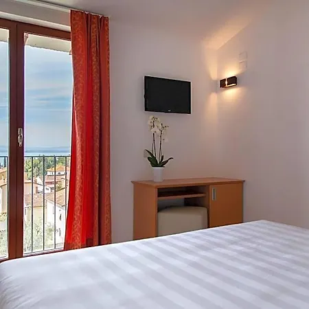 Otel Paradiso Passignano sul Trasimeno