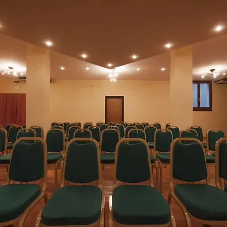 Paradiso מלון 4*